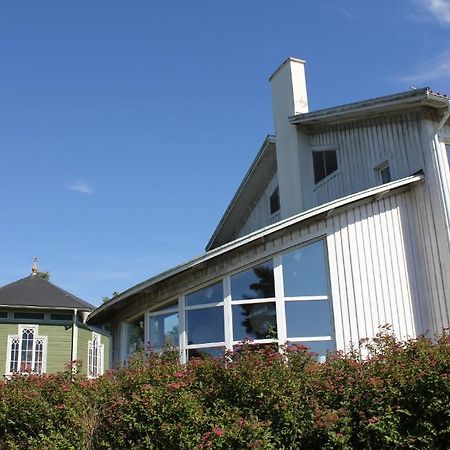 Hotel Åh Stifts- & Konferensgård Ljungskile Exterior foto